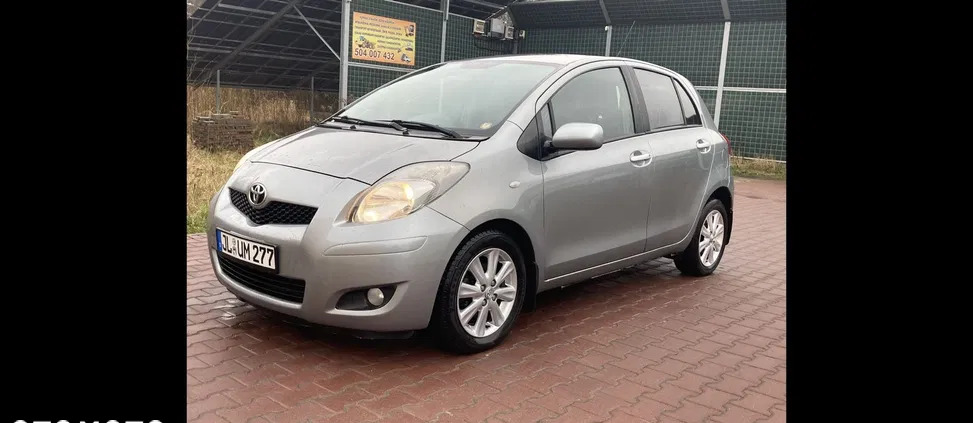 samochody osobowe Toyota Yaris cena 18800 przebieg: 190000, rok produkcji 2010 z Lubawka